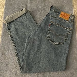 Levis 550’s size 35x32 light blue washed color Mens